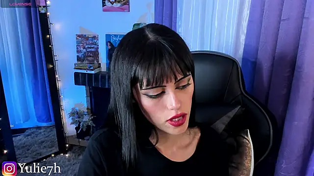  Jessy Moon  online show from 04.17.26