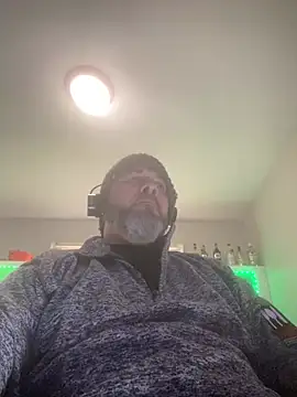 Snapshot of Cristian-Brayan chatting on 01.17.25 Cristian-Brayan online show from 01.17.25