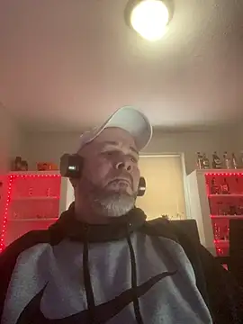 Snapshot of Cristian-Brayan chatting on 02.09.25 Cristian-Brayan online show from 02.09.25