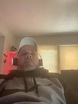 Snapshot of Cristian-Brayan chatting on 02.09.25 Cristian-Brayan online show from 02.09.25