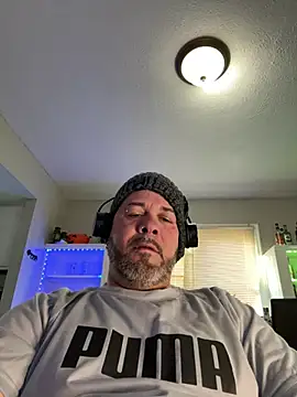 Snapshot of Cristian-Brayan chatting on 03.09.25 Cristian-Brayan online show from 03.09.25