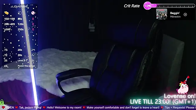 strawberry muffin online show from 02.03.25