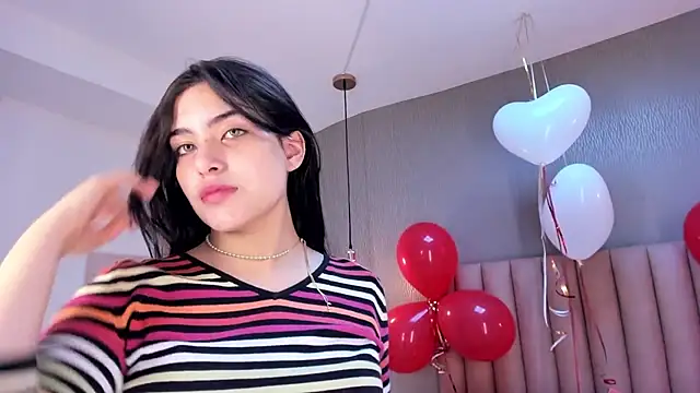 Alexa Thaylor  online show from 02.24.25