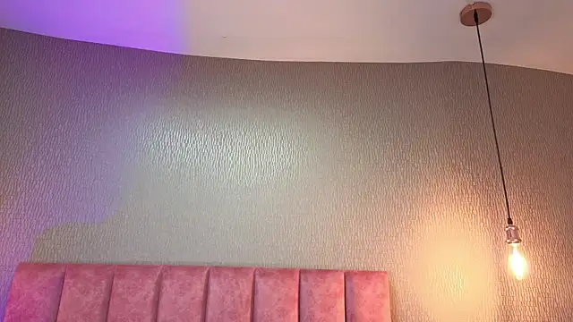 Alexa Thaylor  online show from 01.06.26