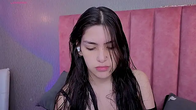 Alexa Thaylor  online show from 02.02.26