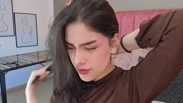 Alexa Thaylor  online show from 04.20.26