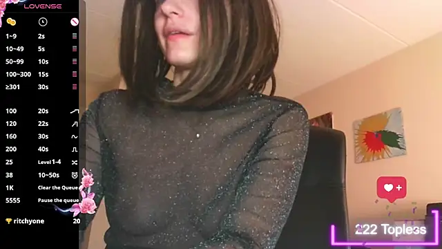 Snapshot of BlaBlaBla7016 chatting on 09.10.25 BlaBlaBla7016 online show from 09.10.25