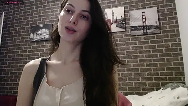  Hot Lady  online show from 01.06.25