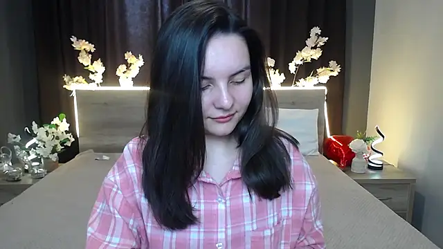 Snapshot of JasmineAsha chatting on 04.15.26 JasmineAsha online show from 04.15.26