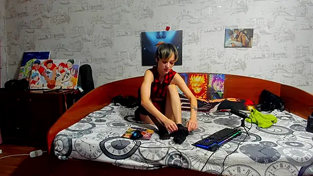 KagamiTayga online show from 11.19.25