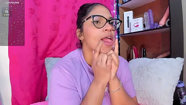 Snapshot of iriss_25 chatting on 01.27.25 iriss 25 online show from 01.27.25