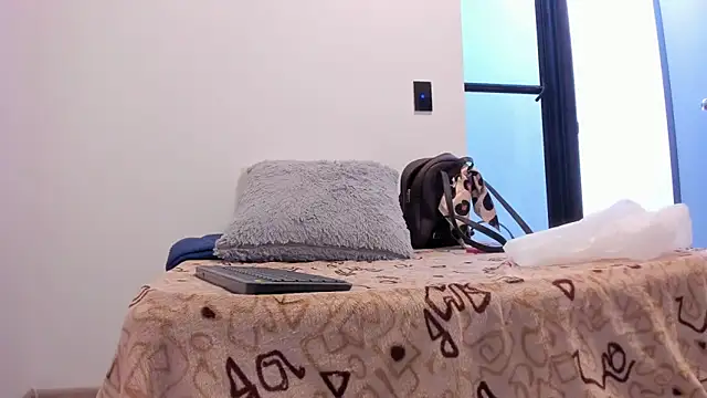 Snapshot of iriss_25 chatting on 03.20.25 iriss 25 online show from 03.20.25