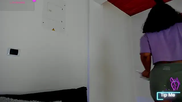 Snapshot of iriss_25 chatting on 09.12.25 iriss 25 online show from 09.12.25