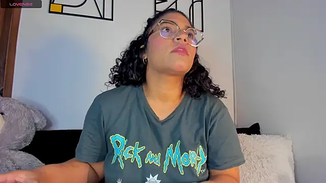 Snapshot of iriss_25 chatting on 09.28.25 iriss 25 online show from 09.28.25