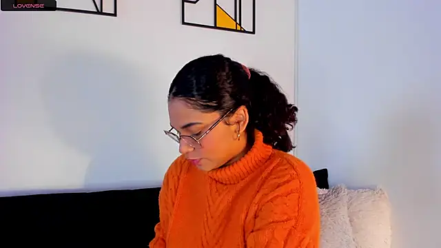 Snapshot of iriss_25 chatting on 09.29.25 iriss 25 online show from 09.29.25