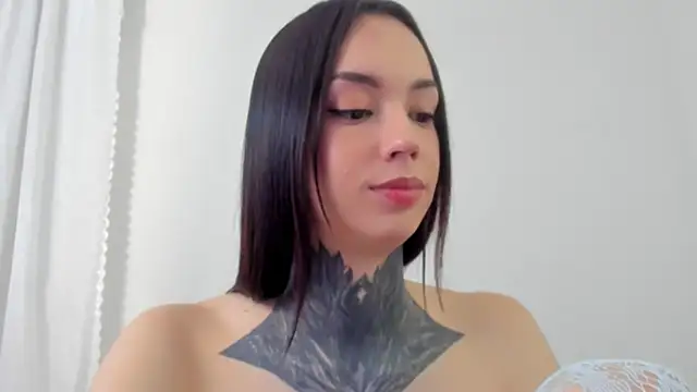 Snapshot of All_yours555 chatting on 02.18.25 All yours555 online show from 02.18.25