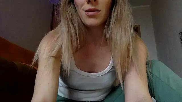 RebeccaMartinez online show from 03.17.25