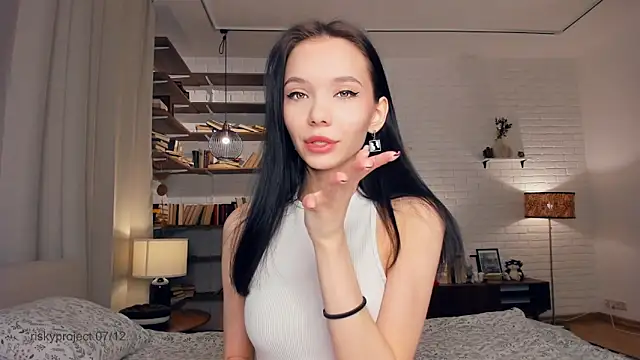 Snapshot of Riskyproject chatting on 12.07.24 Riskyproject online show from 12.07.24