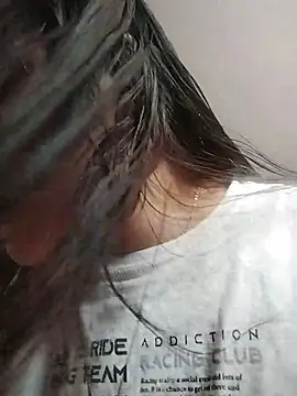 katha steele  online show from 01.05.26