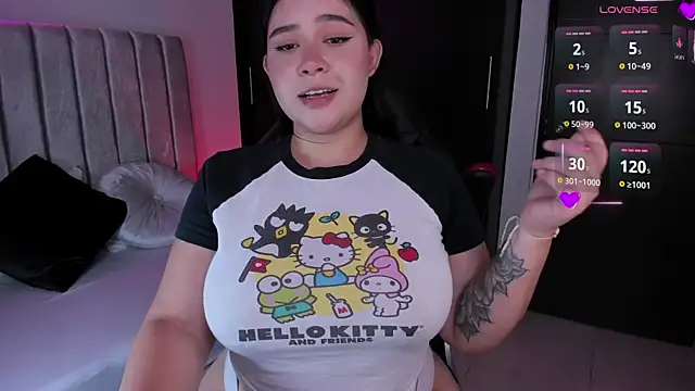 daniela hornny online show from 02.28.25