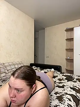 Snapshot of Comprom1se chatting on 03.10.25 Comprom1se online show from 03.10.25