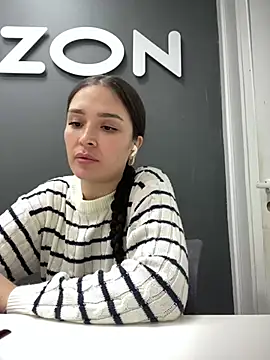 Snapshot of Sweet_Lollypop chatting on 01.22.25 Sweet Lollypop online show from 01.22.25