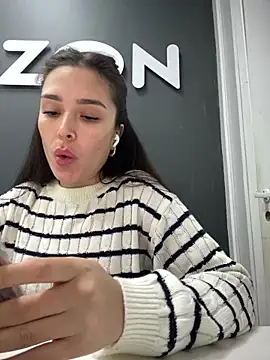 Snapshot of Sweet_Lollypop chatting on 01.26.25 Sweet Lollypop online show from 01.26.25