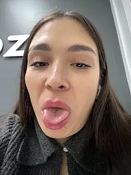 Snapshot of Sweet_Lollypop chatting on 02.07.25 Sweet Lollypop online show from 02.07.25