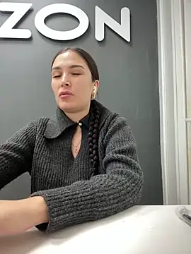 Snapshot of Sweet_Lollypop chatting on 02.07.25 Sweet Lollypop online show from 02.07.25