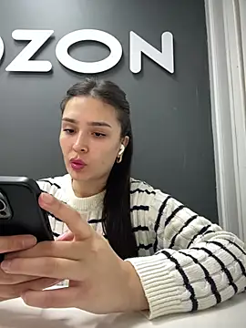 Snapshot of Sweet_Lollypop chatting on 02.27.25 Sweet Lollypop online show from 02.27.25