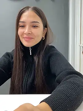 Snapshot of Sweet_Lollypop chatting on 10.05.25 Sweet Lollypop online show from 10.05.25