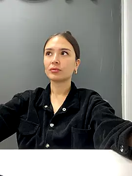 Snapshot of Sweet_Lollypop chatting on 10.10.25 Sweet Lollypop online show from 10.10.25