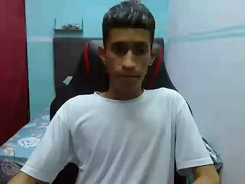 Snapshot of Angelstripboy chatting on 10.17.25 Angelstripboy online show from 10.17.25