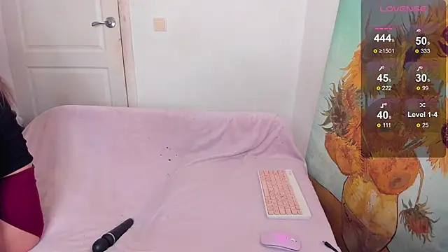 nymphobaby online show from 10.06.25