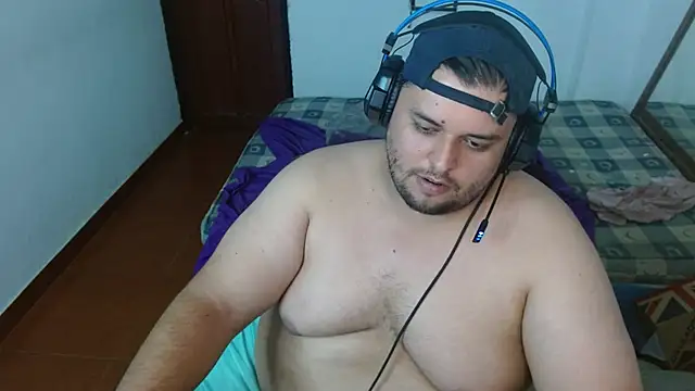 Snapshot of altairstudiosvip_ chatting on 12.17.24 altairstudiosvip online show from 12.17.24