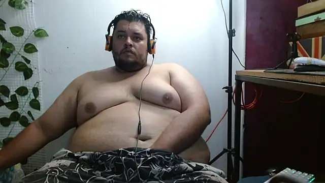 Snapshot of altairstudiosvip_ chatting on 02.01.25 altairstudiosvip online show from 02.01.25