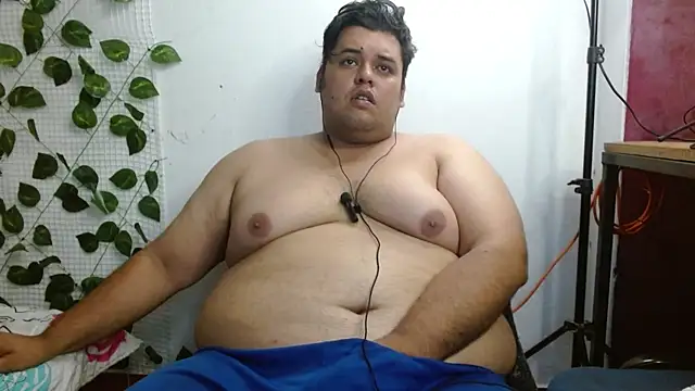 Snapshot of altairstudiosvip_ chatting on 02.15.25 altairstudiosvip online show from 02.15.25