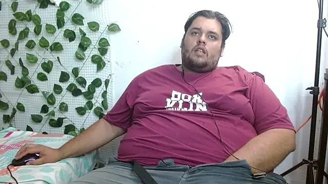 Snapshot of altairstudiosvip_ chatting on 03.10.25 altairstudiosvip online show from 03.10.25