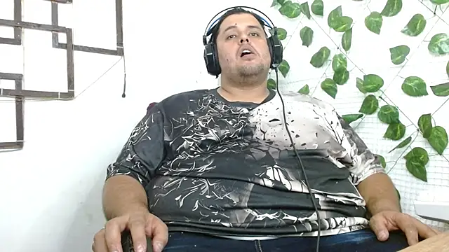 Snapshot of altairstudiosvip_ chatting on 09.14.25 altairstudiosvip online show from 09.14.25