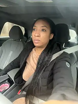 Snapshot of Iceblanca chatting on 02.11.25 Iceblanca online show from 02.11.25