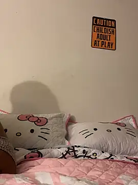 Snapshot of Iceblanca chatting on 02.19.25 Iceblanca online show from 02.19.25