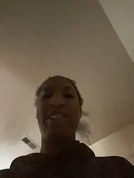 Snapshot of Iceblanca chatting on 03.01.25 Iceblanca online show from 03.01.25