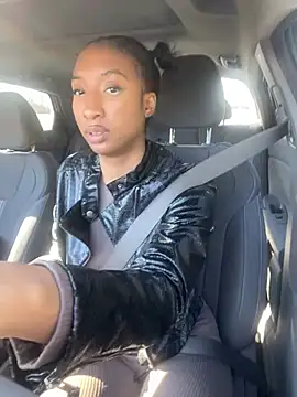 Snapshot of Iceblanca chatting on 03.08.25 Iceblanca online show from 03.08.25