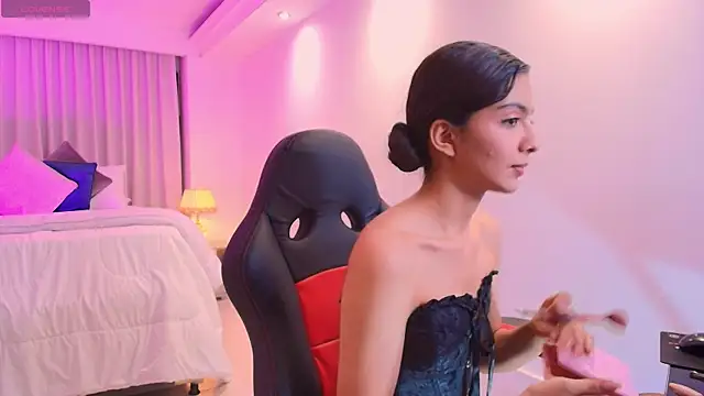 miiaa evans online show from 02.06.25