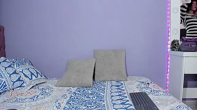 Snapshot of Room312_ chatting on 06.20.26 Room312 online show from 06.20.26