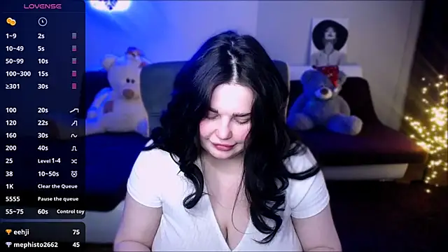 Emily Mo online show from 01.07.25