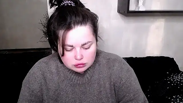 Emily Mo online show from 10.22.25