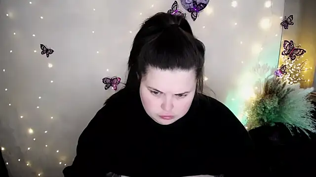 Emily Mo online show from 02.10.26