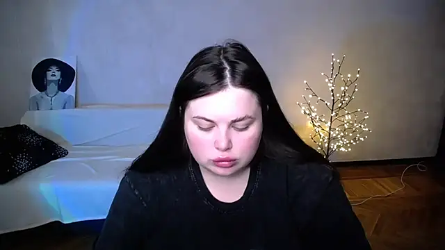 Emily Mo online show from 06.06.26