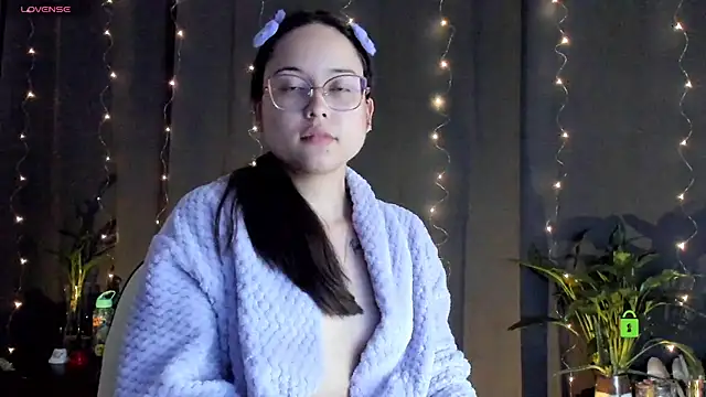 shantalc3rezo online show from 02.17.25